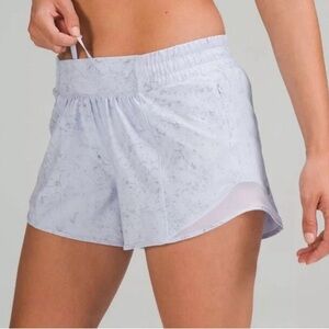 Lululemon Gravel Dust Hotty Hot HR Shorts Size 4 2.5”